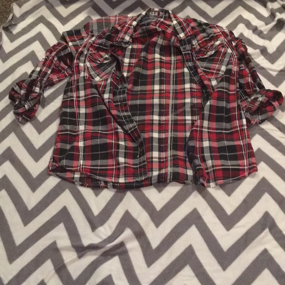 Buckle button down